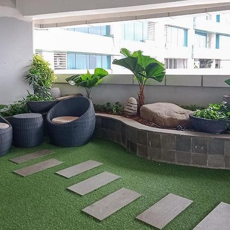 Redliving Apartemen Grand Kamala Lagoon - Pekayon Tower Barclay North Bekasi Eksteriør bilde